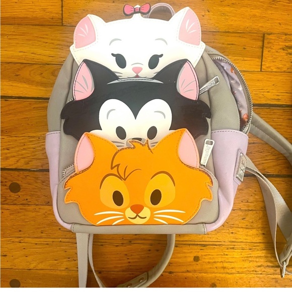 Disney Other - Disney Mini Backpack🐱😼😽
